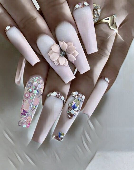 Nail designs pink, flowers and diamonds