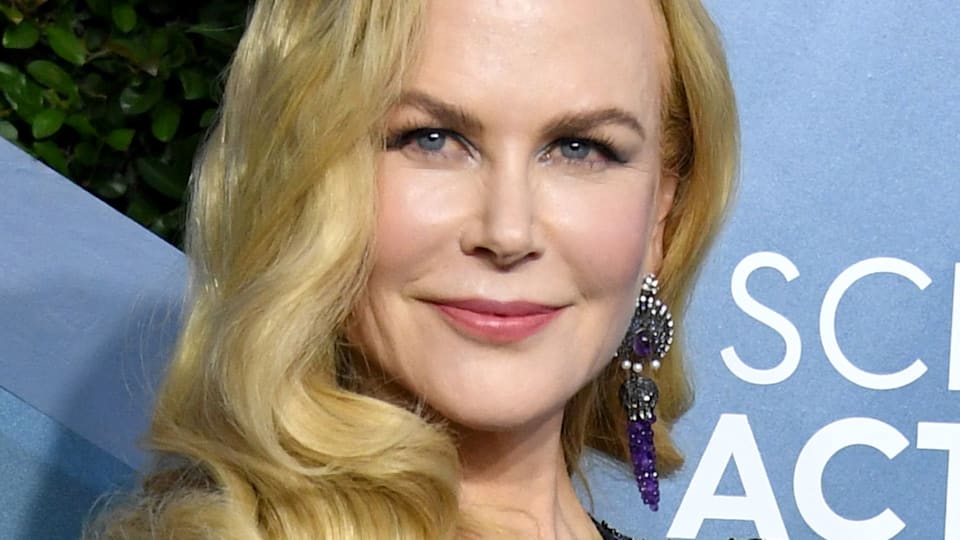 Nicole kidman unveils hair transformation as she showcases natural beauty in rare photo