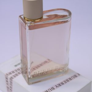 Burberry perfume women - image 1 - Clear glass perfume bottle on white paper box